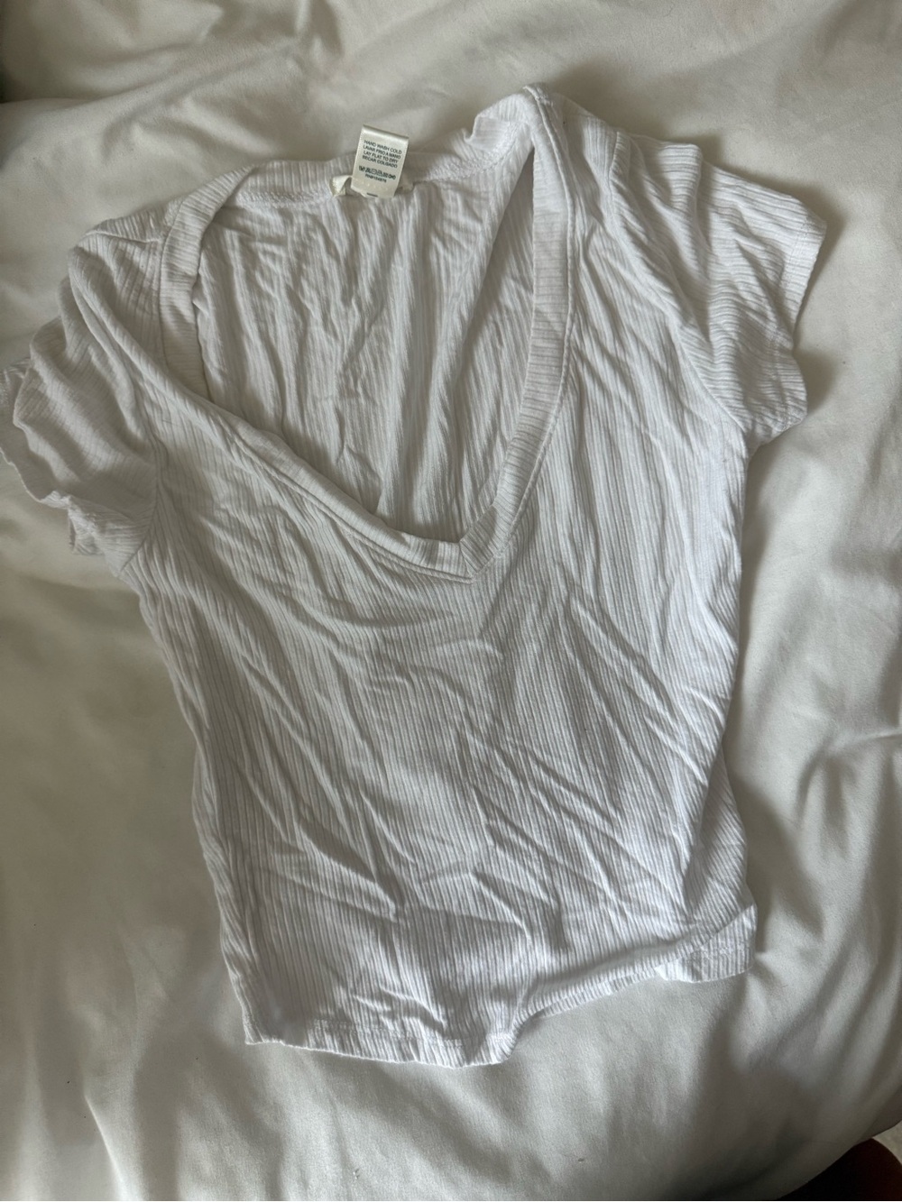 Bozzolo White Ribbed V-Neck short sleeve